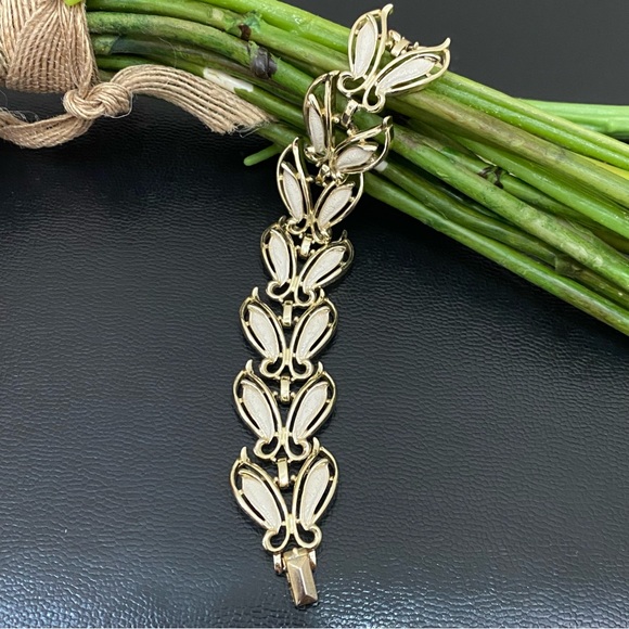 Vintage SARAH COVENTRY Gold-tone Butterfly Link Bracelet 30.6g - Picture 1 of 12